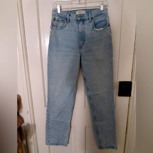 Abercrombie & Fitch 90s Straight Leg Jeans